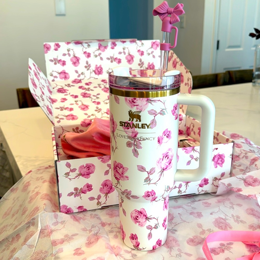 Love Shack Fancy x Stanley 40 ounce tumbler RIBBON ROSA// BRAND NEW IN BOX